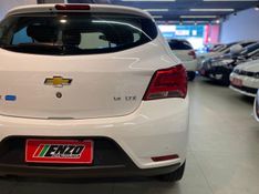 Chevrolet Onix 1.4MT LTZ 2017/2018 ENZO MULTIMARCAS CAXIAS DO SUL / Carros no Vale