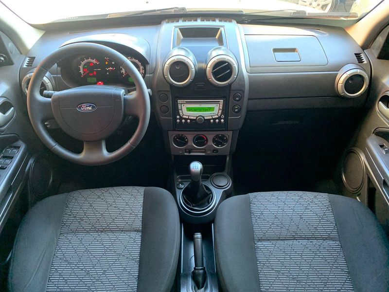 Ford EcoSport FSL1.6FLEX 2010/2011 ENZO MULTIMARCAS CAXIAS DO SUL / Carros no Vale