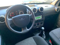 Ford EcoSport FSL1.6FLEX 2010/2011 ENZO MULTIMARCAS CAXIAS DO SUL / Carros no Vale