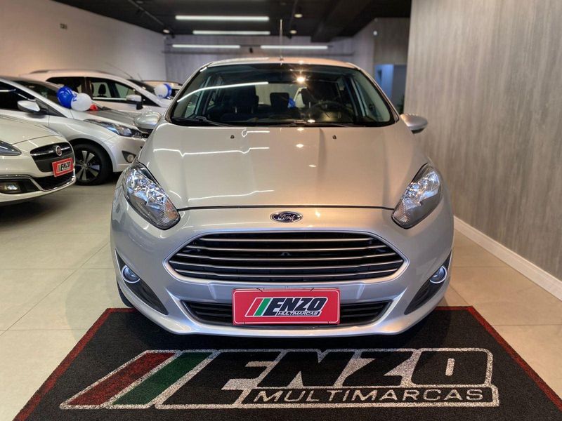 Ford Fiesta 16SEL AT 2017/2017 ENZO MULTIMARCAS CAXIAS DO SUL / Carros no Vale