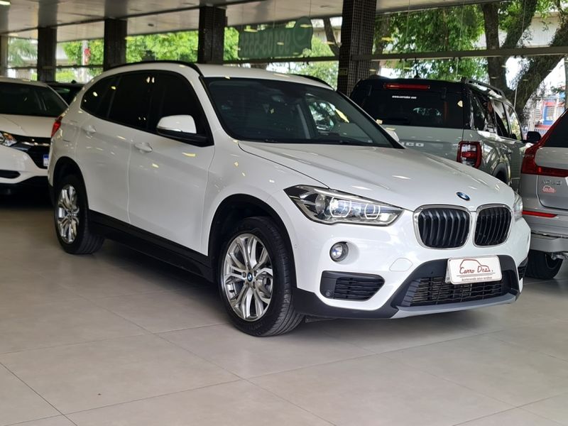 BMW X1 2.0 16V TURBO ACTIVEFLEX SDRIVE20I 4P AUTOMÁTICO 2019/2019 CARRO DEZ NOVO HAMBURGO / Carros no Vale