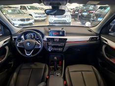 BMW X1 2.0 16V TURBO ACTIVEFLEX SDRIVE20I 4P AUTOMÁTICO 2019/2020 CARRO DEZ NOVO HAMBURGO / Carros no Vale