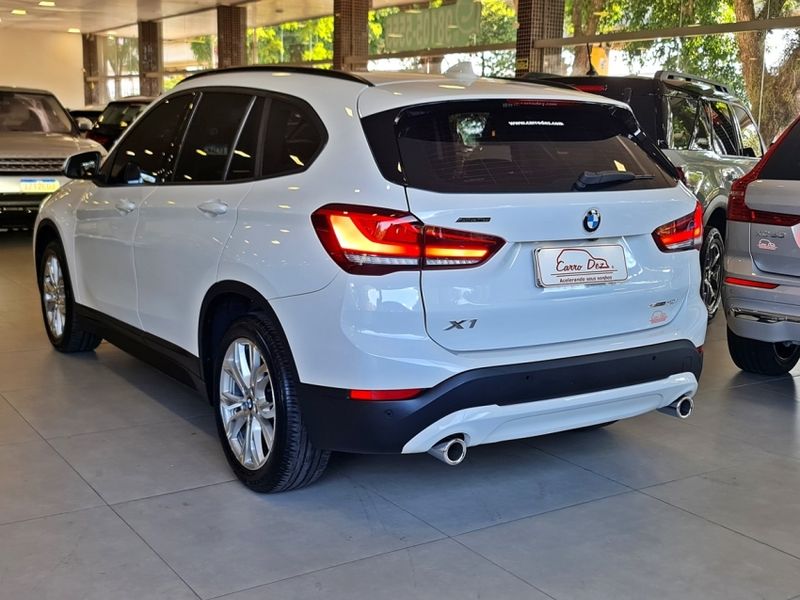 BMW X1 2.0 16V TURBO ACTIVEFLEX SDRIVE20I 4P AUTOMÁTICO 2019/2020 CARRO DEZ NOVO HAMBURGO / Carros no Vale