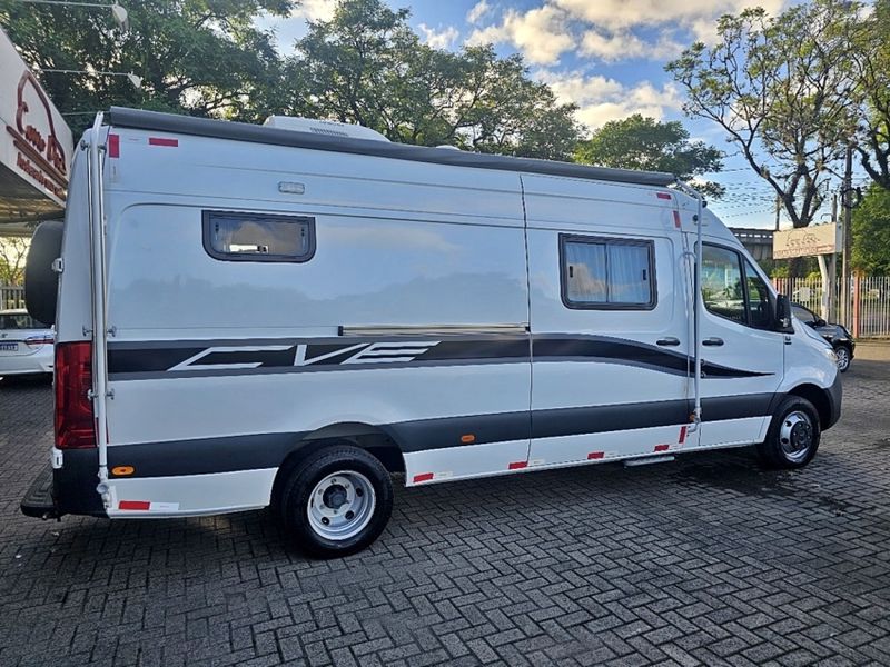 Mercedes-Benz SPRINTER 2.2 CDI DIESEL VAN 516 TA EXTRA LONGO 18L MANUAL 2021/2022 CARRO DEZ NOVO HAMBURGO / Carros no Vale