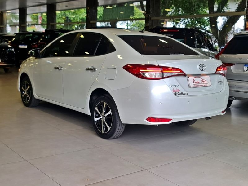 Toyota YARIS 1.5 16V FLEX SEDAN XLS MULTIDRIVE 2019/2019 CARRO DEZ NOVO HAMBURGO / Carros no Vale