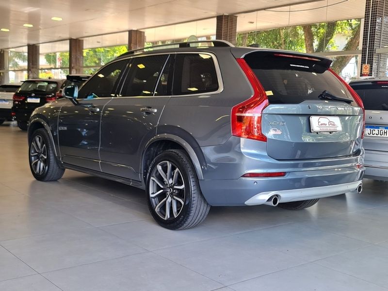 Volvo XC90 2.0 T6 GASOLINA MOMENTUM AWD GEARTRONIC 2018/2019 CARRO DEZ NOVO HAMBURGO / Carros no Vale