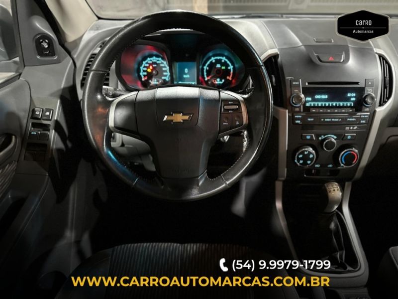 Chevrolet S10 2.8 LT 4X4 CD 16V TURBO DIESEL 4P MANUAL 2012/2013 CARRO AUTOMARCAS CAXIAS DO SUL / Carros no Vale