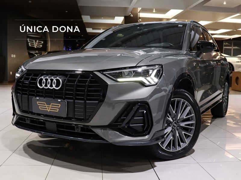 Audi Q3 2.0 40 TFSI GASOLINA PERFORMANCE BLACK QUATTRO TIPTRONIC 2022/2022 VIA BELLA VEÍCULOS ESPECIAIS CAXIAS DO SUL / Carros no Vale