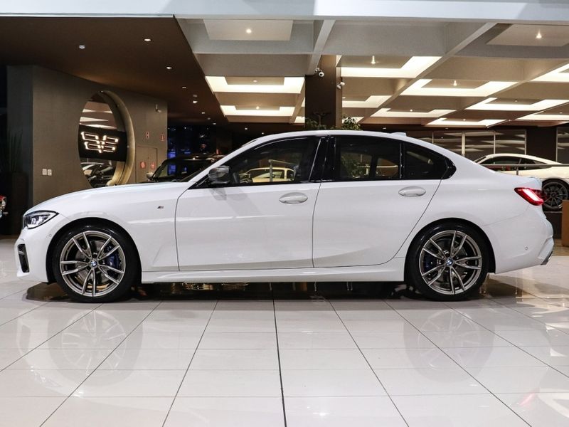 BMW M 340i 3.0 TWINPOWER GASOLINA XDRIVE STEPTRONIC 2021/2022 VIA BELLA VEÍCULOS ESPECIAIS CAXIAS DO SUL / Carros no Vale