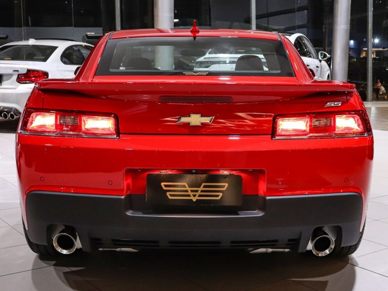 Chevrolet CAMARO 6.2 SS COUPÉ V8 GASOLINA 2P AUTOMÁTICO 2014/2015 VIA BELLA VEÍCULOS ESPECIAIS CAXIAS DO SUL / Carros no Vale