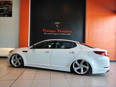 KIA OPTIMA 2.4 EX 16V GASOLINA 4P AUTOMÁTICO 2013/2014 VINTAGE VEÍCULOS CAXIAS DO SUL / Carros no Vale