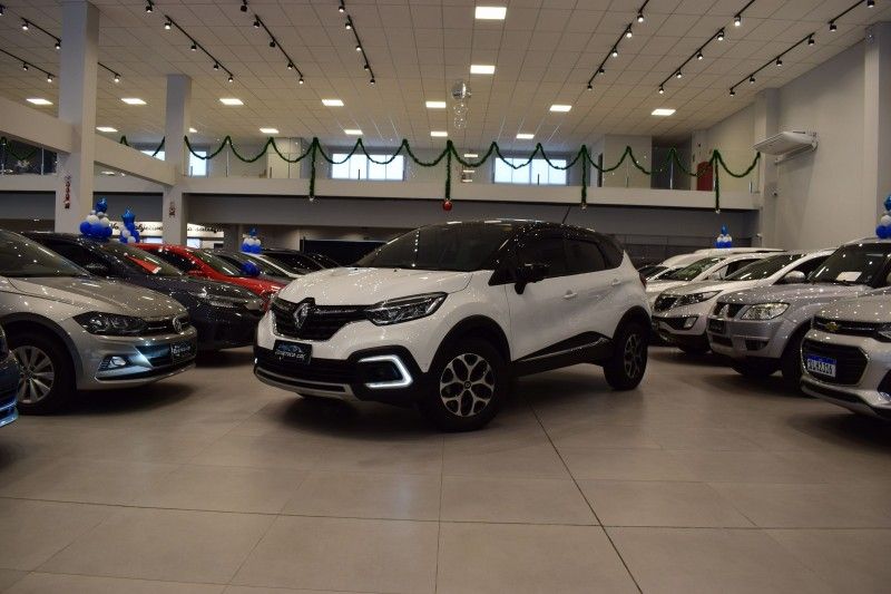 Renault CAPTUR ICONIC 1.3 2022 DINAMICA-CAR VENÂNCIO AIRES / Carros no Vale