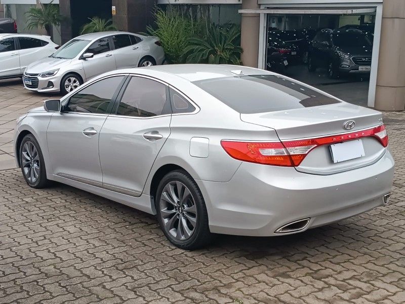 Hyundai AZERA 3.0 2014 HÉLIO AUTOMÓVEIS LAJEADO / Carros no Vale