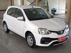 Toyota ETIOS XS 1.5 2018 HÉLIO AUTOMÓVEIS LAJEADO / Carros no Vale