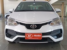 Toyota ETIOS XS 1.5 2018 HÉLIO AUTOMÓVEIS LAJEADO / Carros no Vale