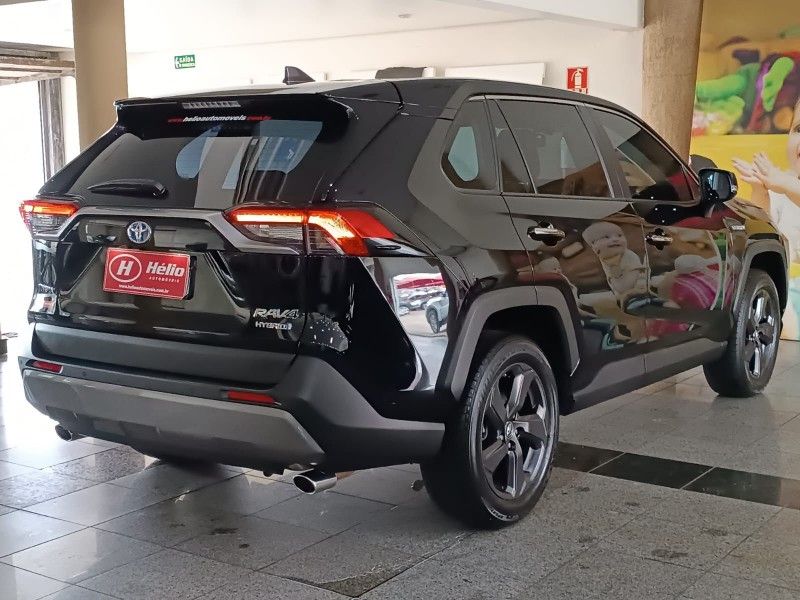 Toyota RAV-4 S HYBRID 2.5 4×4 2019 HÉLIO AUTOMÓVEIS LAJEADO / Carros no Vale