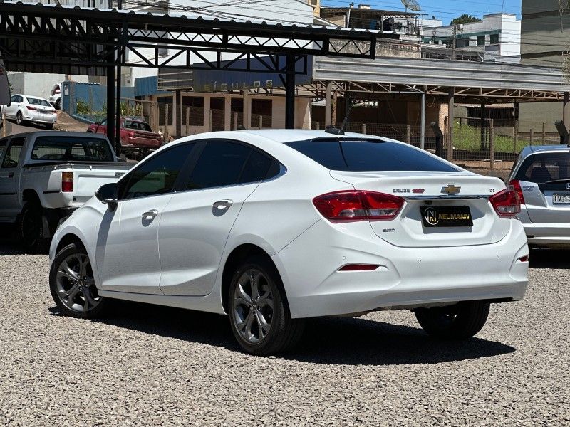 Chevrolet CRUZE LTZ 1.4 TURBO 2023 NEUMANN VEÍCULOS ARROIO DO MEIO / Carros no Vale