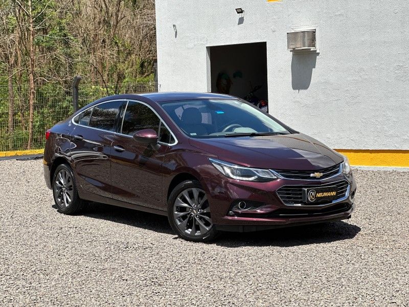 Chevrolet CRUZE SEDAN LTZ 1.4 16V 2017 NEUMANN VEÍCULOS ARROIO DO MEIO / Carros no Vale