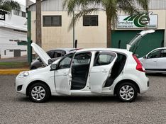 Fiat PALIO ATTRACTIVE 1.4 8V 2014 NEUMANN VEÍCULOS ARROIO DO MEIO / Carros no Vale