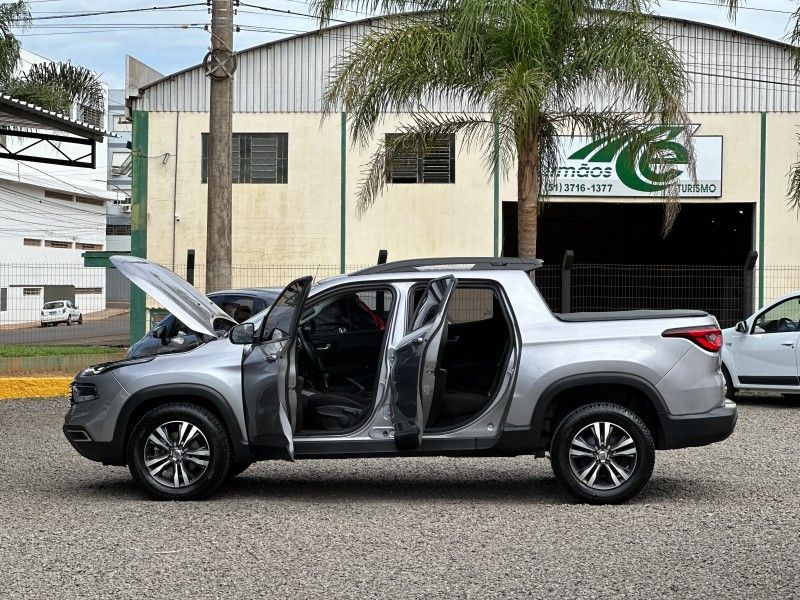 Fiat TORO FREEDOM 2.0 2022 NEUMANN VEÍCULOS ARROIO DO MEIO / Carros no Vale