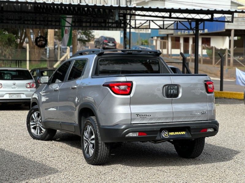 Fiat TORO FREEDOM 2.0 2022 NEUMANN VEÍCULOS ARROIO DO MEIO / Carros no Vale