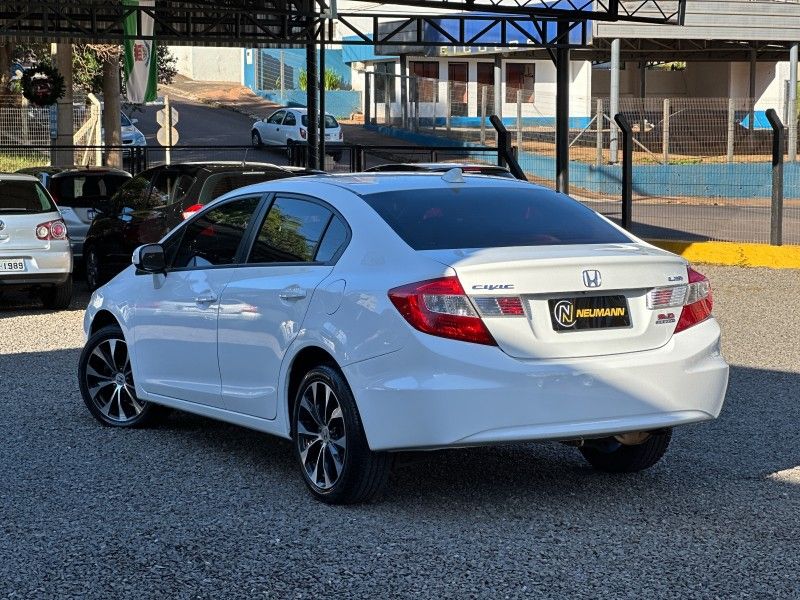 Honda CIVIC SEDAN LXR 16V 2015 NEUMANN VEÍCULOS ARROIO DO MEIO / Carros no Vale