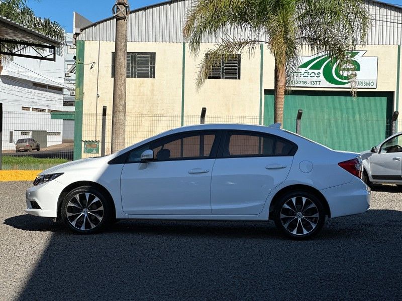 Honda CIVIC SEDAN LXR 16V 2015 NEUMANN VEÍCULOS ARROIO DO MEIO / Carros no Vale