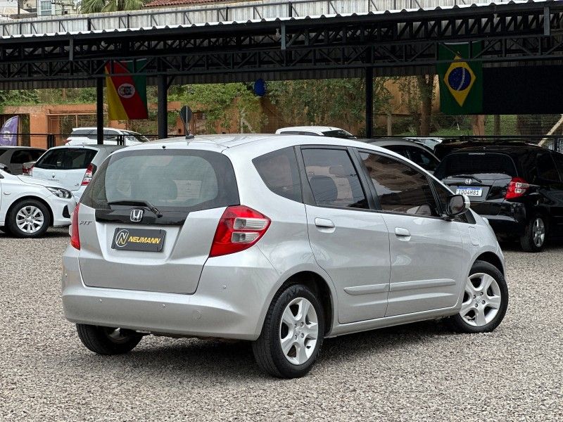 Honda FIT LX 1.4 2010 NEUMANN VEÍCULOS ARROIO DO MEIO / Carros no Vale