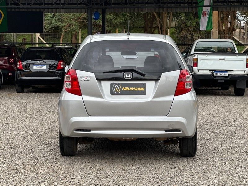 Honda FIT LX 1.4 2014 NEUMANN VEÍCULOS ARROIO DO MEIO / Carros no Vale