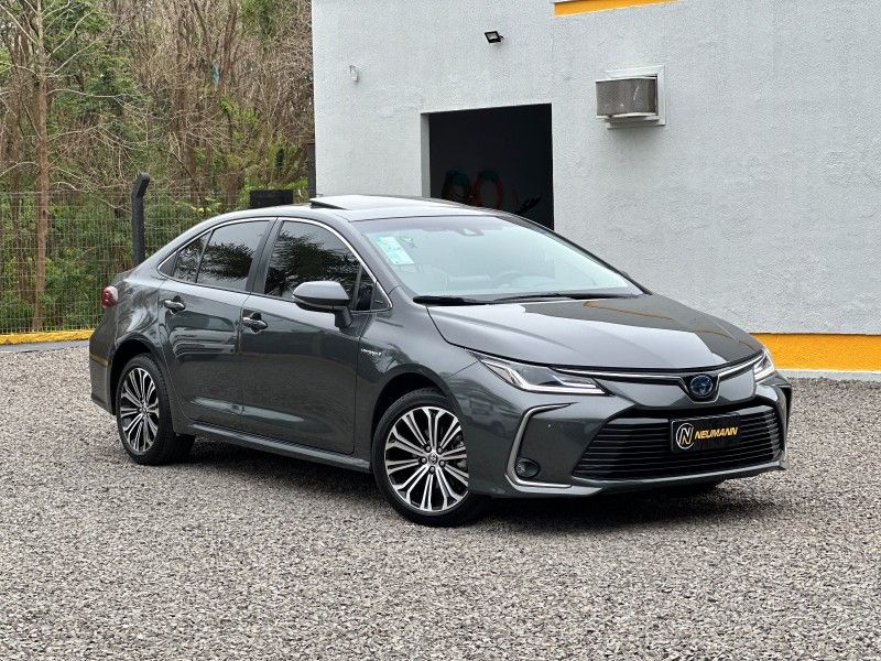 Toyota COROLLA ALTIS 1.8 HYBRID PREMIUM CVT 16V 2022 NEUMANN VEÍCULOS ARROIO DO MEIO / Carros no Vale