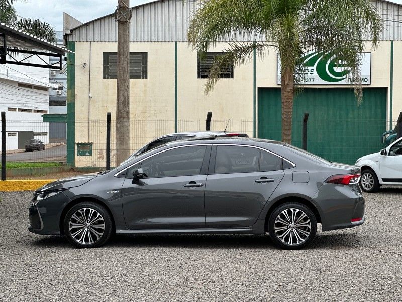 Toyota COROLLA ALTIS 1.8 HYBRID PREMIUM CVT 16V 2022 NEUMANN VEÍCULOS ARROIO DO MEIO / Carros no Vale