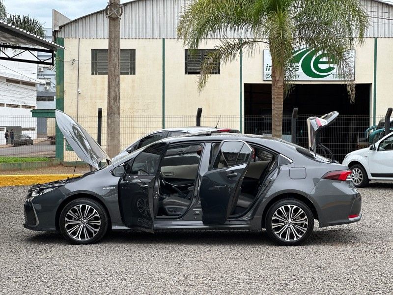 Toyota COROLLA ALTIS 1.8 HYBRID PREMIUM CVT 16V 2022 NEUMANN VEÍCULOS ARROIO DO MEIO / Carros no Vale