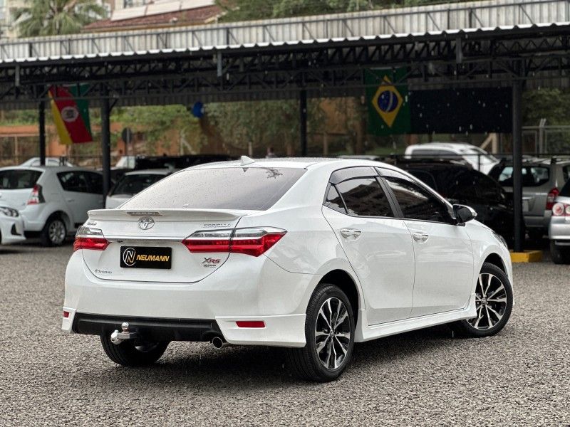 Toyota COROLLA XRS 2.0 2019 NEUMANN VEÍCULOS ARROIO DO MEIO / Carros no Vale