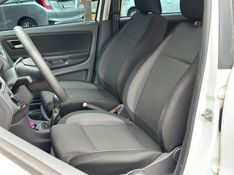 Volkswagen SPACEFOX TRENDLINE 1.6 MSI 16V 2019 NEUMANN VEÍCULOS ARROIO DO MEIO / Carros no Vale