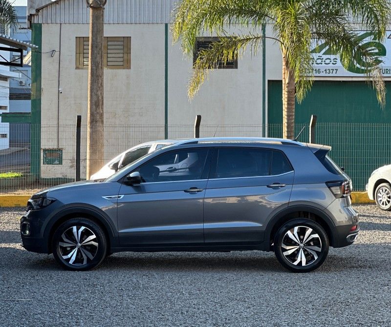 Volkswagen T-CROSS HIGHLINE 1.4 250TSI 16V 2021 NEUMANN VEÍCULOS ARROIO DO MEIO / Carros no Vale