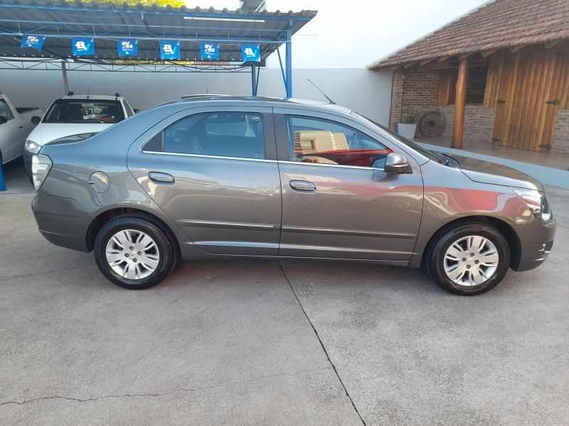 Chevrolet COBALT LTZ 1.8 2014 FERREIRA VEÍCULOS VENÂNCIO AIRES / Carros no Vale