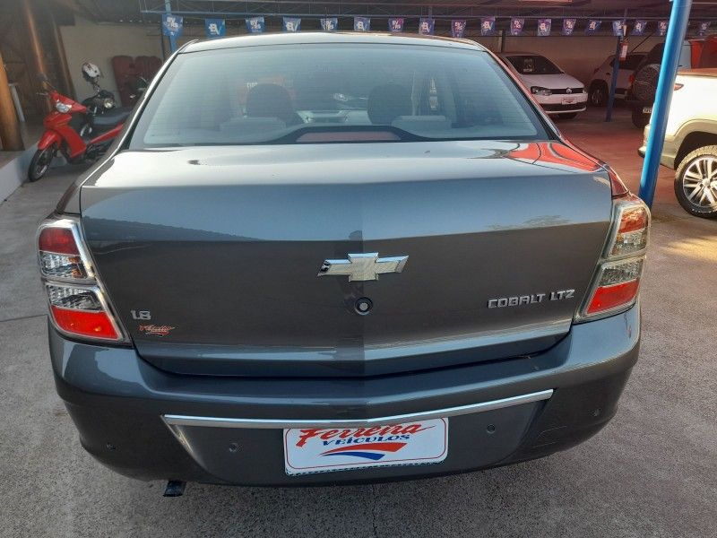 Chevrolet COBALT LTZ 1.8 2014 FERREIRA VEÍCULOS VENÂNCIO AIRES / Carros no Vale