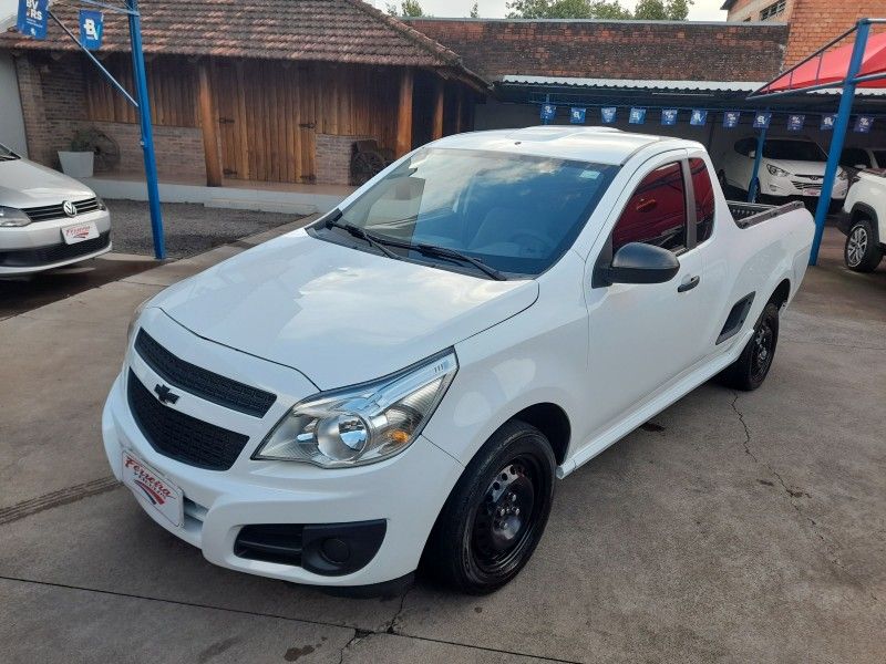 Chevrolet MONTANA LS 1.4 8V 2018 FERREIRA VEÍCULOS VENÂNCIO AIRES / Carros no Vale