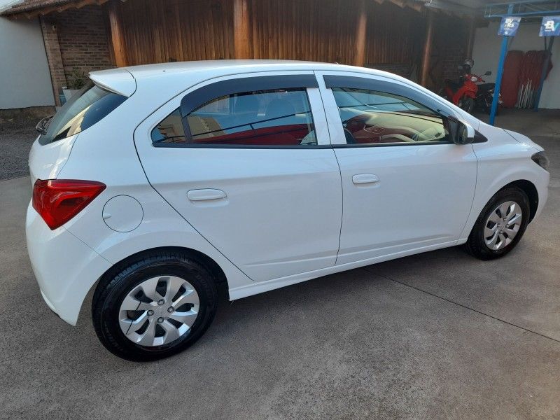 Chevrolet ONIX LT 1.0 8V 2017 FERREIRA VEÍCULOS VENÂNCIO AIRES / Carros no Vale