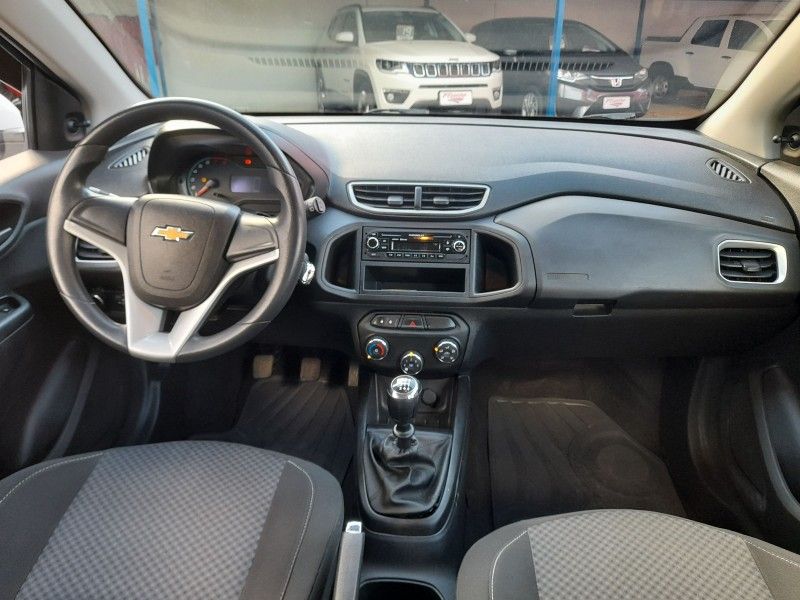 Chevrolet ONIX LT 1.0 8V 2017 FERREIRA VEÍCULOS VENÂNCIO AIRES / Carros no Vale