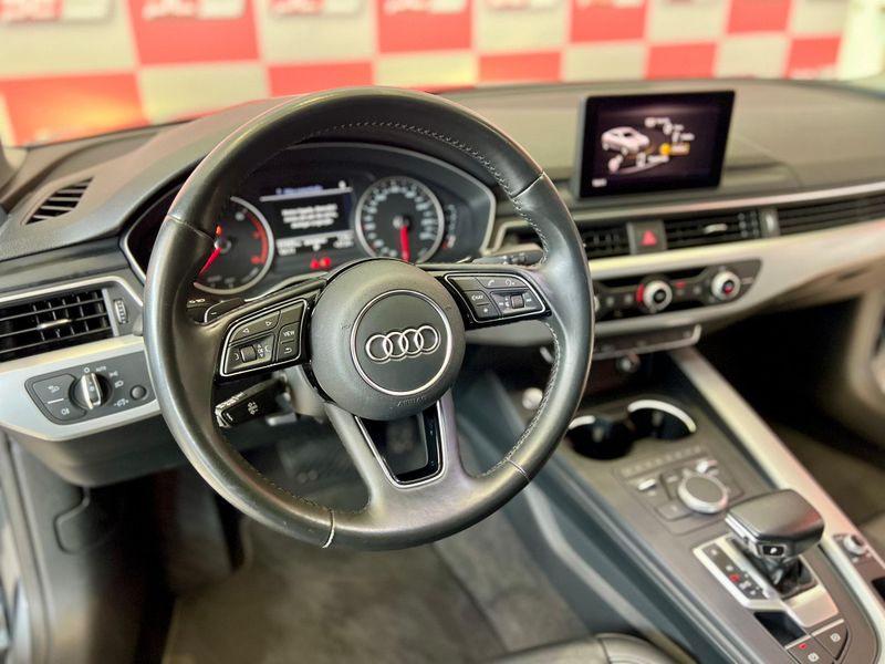 Audi A5 Ambiente Sportb 2.0 TFSI S Tonic 2018/2018 PC VEÍCULOS SANTA CRUZ DO SUL / Carros no Vale