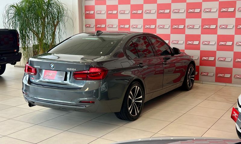 BMW 320iA Modern/Sport TB 2.0/A./GP 2018/2018 PC VEÍCULOS SANTA CRUZ DO SUL / Carros no Vale