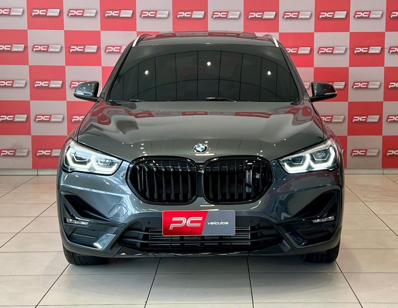 BMW X1 SDRIVE 20i 2.0/ TB Acti 2020/2021 PC VEÍCULOS SANTA CRUZ DO SUL / Carros no Vale