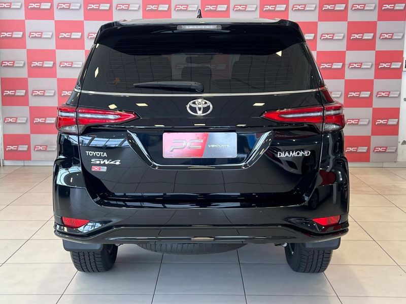 Toyota Hilux SW4 Diamond 2.8 TB 4×4 Die 2022/2022 PC VEÍCULOS SANTA CRUZ DO SUL / Carros no Vale