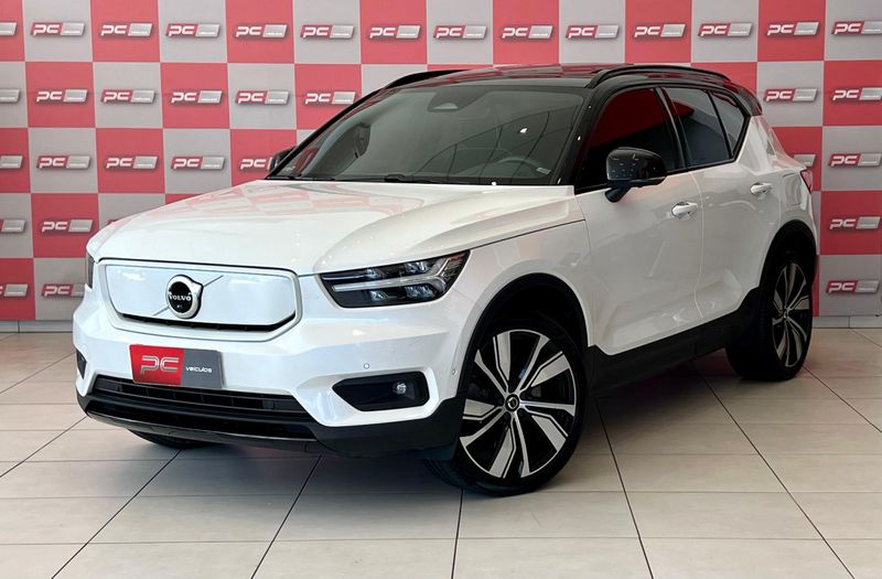 Volvo XC 40 Recharge Pure Eletric (Elétrico) 2021/2022 PC VEÍCULOS SANTA CRUZ DO SUL / Carros no Vale