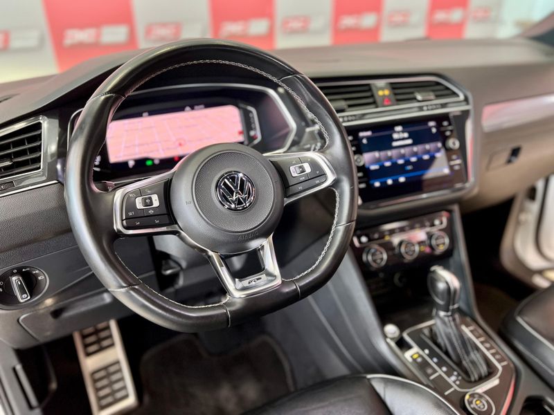 VOLKSWAGEN TIGUAN Allspac R-Line 350 TSI 2.0 4×4 2019/2019 PC VEÍCULOS SANTA CRUZ DO SUL / Carros no Vale