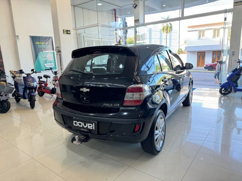 Chevrolet Chev Agile 1.4 Ltz 2013/2014 COVEL VEICULOS ENCANTADO / Carros no Vale