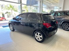 Chevrolet Onix 1.4 Mpfi Lt 8v 2018/2019 COVEL VEICULOS ENCANTADO / Carros no Vale