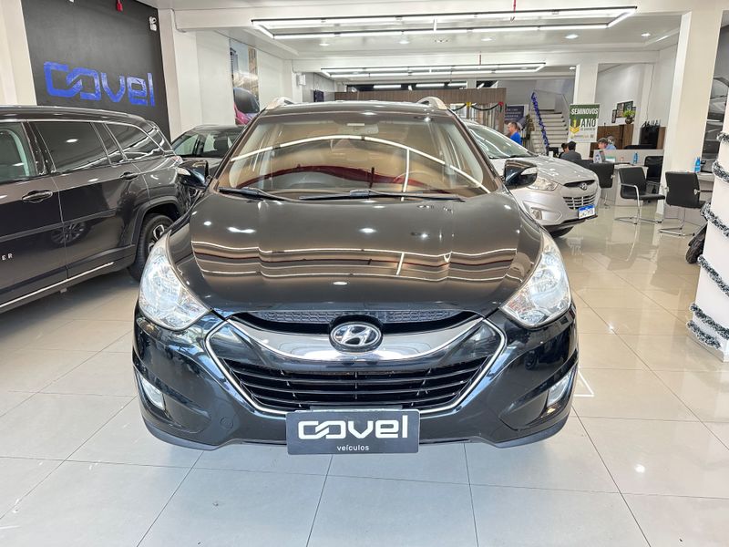 Hyundai Ix35 2.0 2012/2013 COVEL VEICULOS ENCANTADO / Carros no Vale