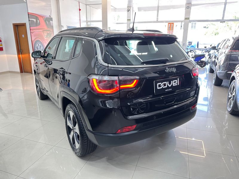 Jeep Compass Longitude 2.0 16v 2017/2018 COVEL VEICULOS ENCANTADO / Carros no Vale